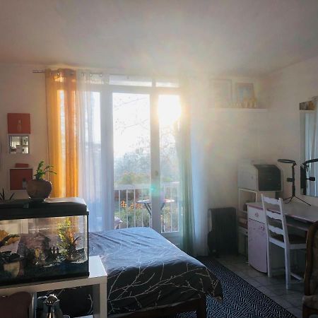 Charmant Room Chez Nous Bus Direct Orly Ablon-sur-Seine Exterior photo