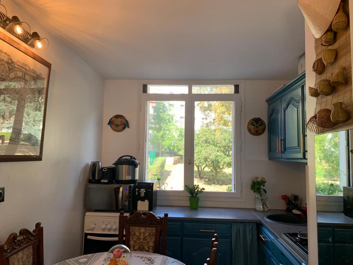 Charmant Room Chez Nous Bus Direct Orly Ablon-sur-Seine Exterior photo