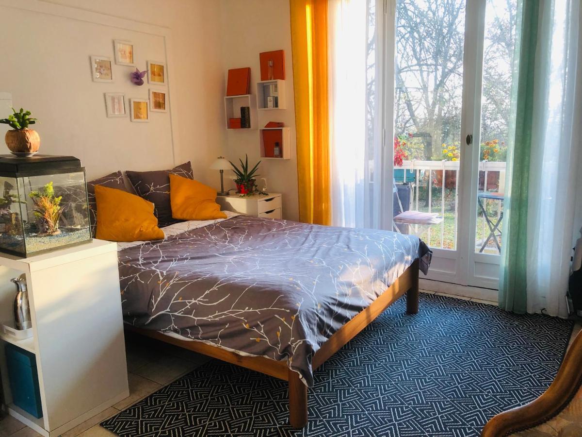 Charmant Room Chez Nous Bus Direct Orly Ablon-sur-Seine Exterior photo